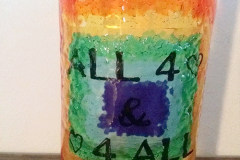 Mokaka_Lampe_LGBT_03